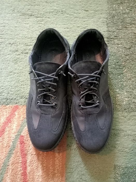 Продам кожаные красовки