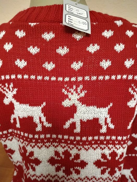 Новорічний жіночий светр Кофта