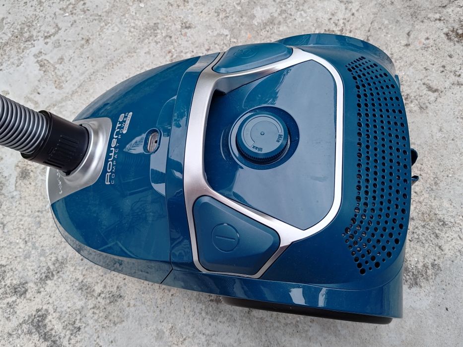Aspirador Rowenta compact power parquet 900W de saco