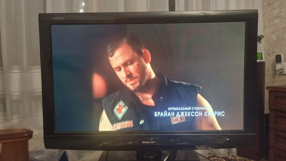 Телевизор  SHARP