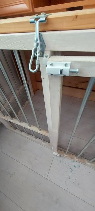 Kojec dla psa drewniany, solidny