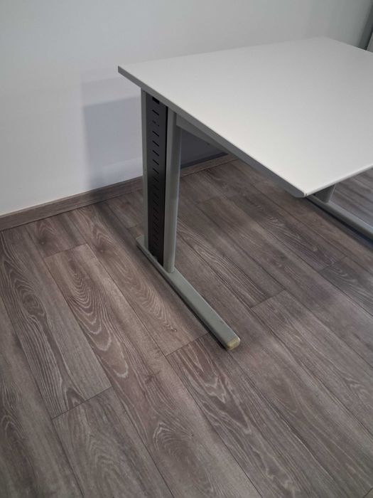 ID 83 - Vendo mesa secretária metal C100xL80xA72cm