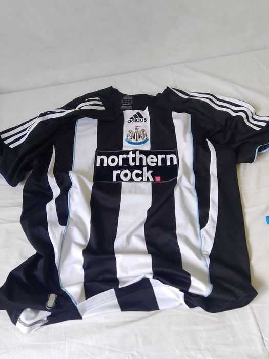 oryginalna bluzka adidas z wycięciem