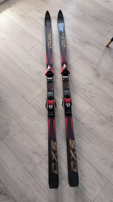 Narty Olin DXS z wiazaniami Salomon