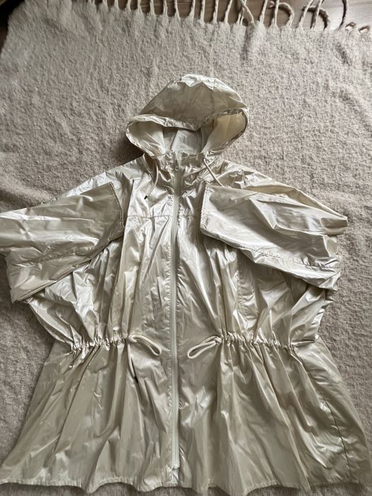 Дождевік від Zara