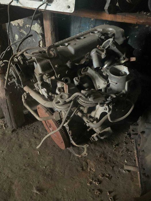 Продається мотор Nissan Primera 2.0 бензин 1996 рік