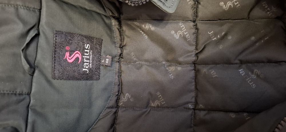 Зимова парка,з натуральним хутром єнота в ідеальному стані