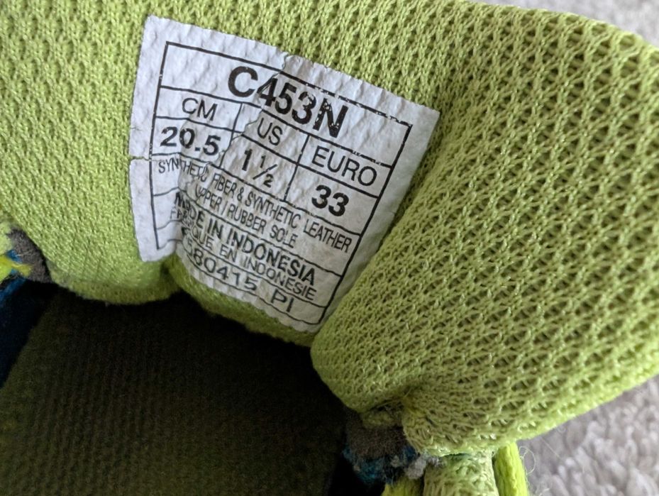 Niebieskie wiązane żelowe buty sportowe Asics 33 Gel Beyond