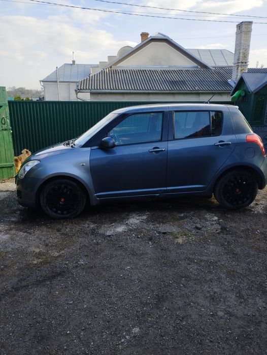 Продається срочно авто Suzuki Swift