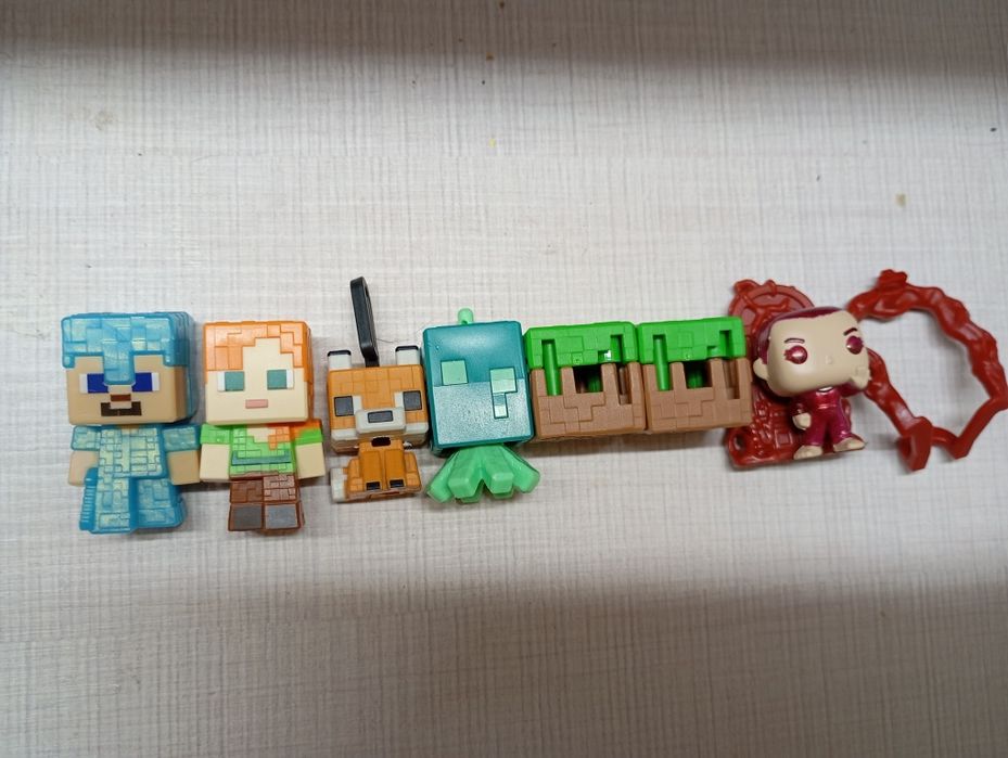 Обмін фігурок Осд та Майнкрафт