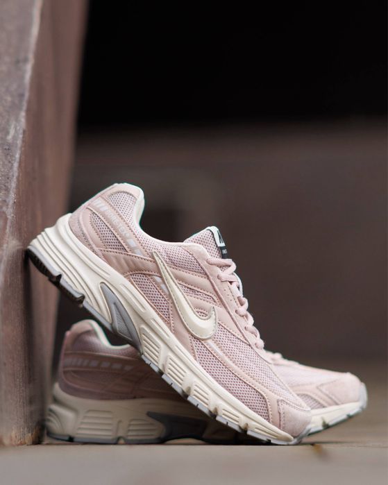 Nike Initiator Pink White Grey Gore-Tex