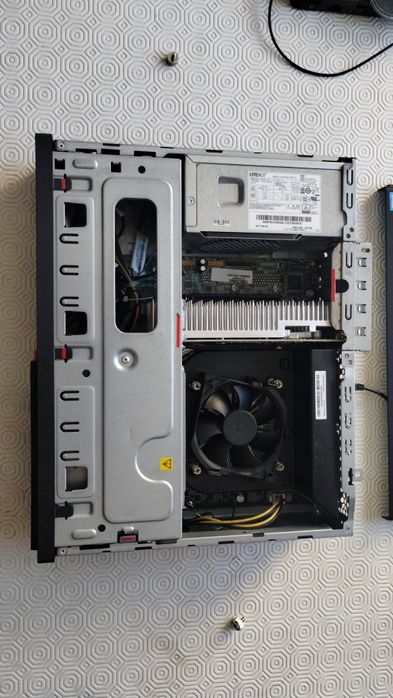 Lenovo ThinkCenter i7 6700 8gbDDR4 120gbSSD + grafika gt1030