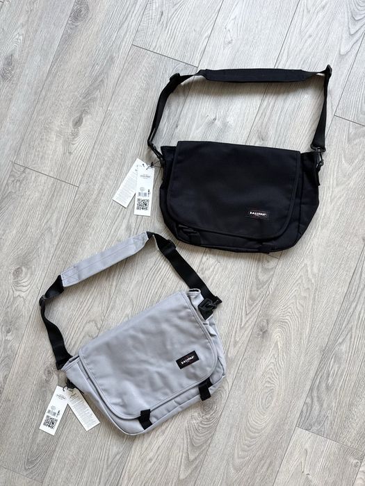 Сумка Eastpak Delegate 20L