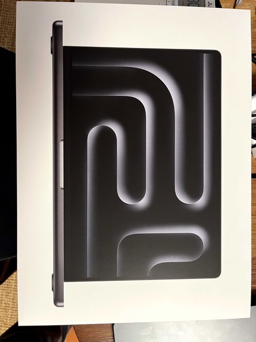 MacBook Pro 14” M4 | 16GB RAM | 512GB SSD | Like New |