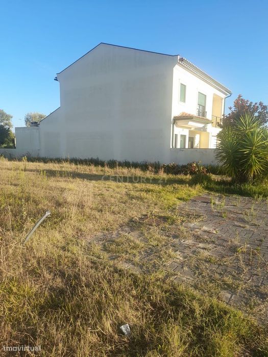 Terreno para Construção de Moradia em Urbanização próxima do Centro da