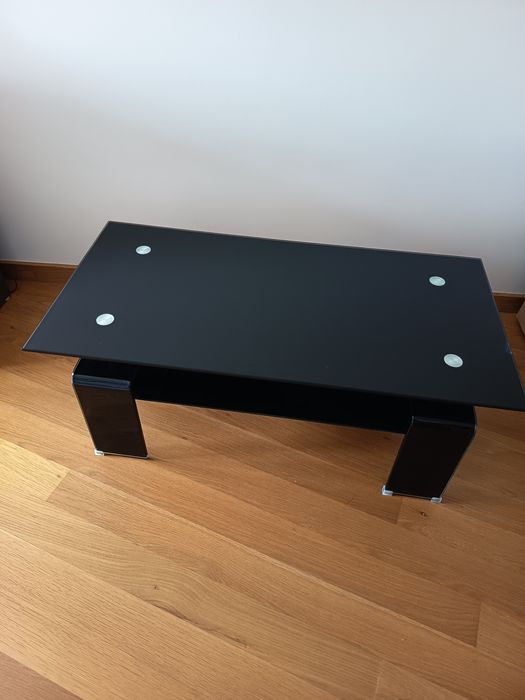 Mesa em vidro para sala