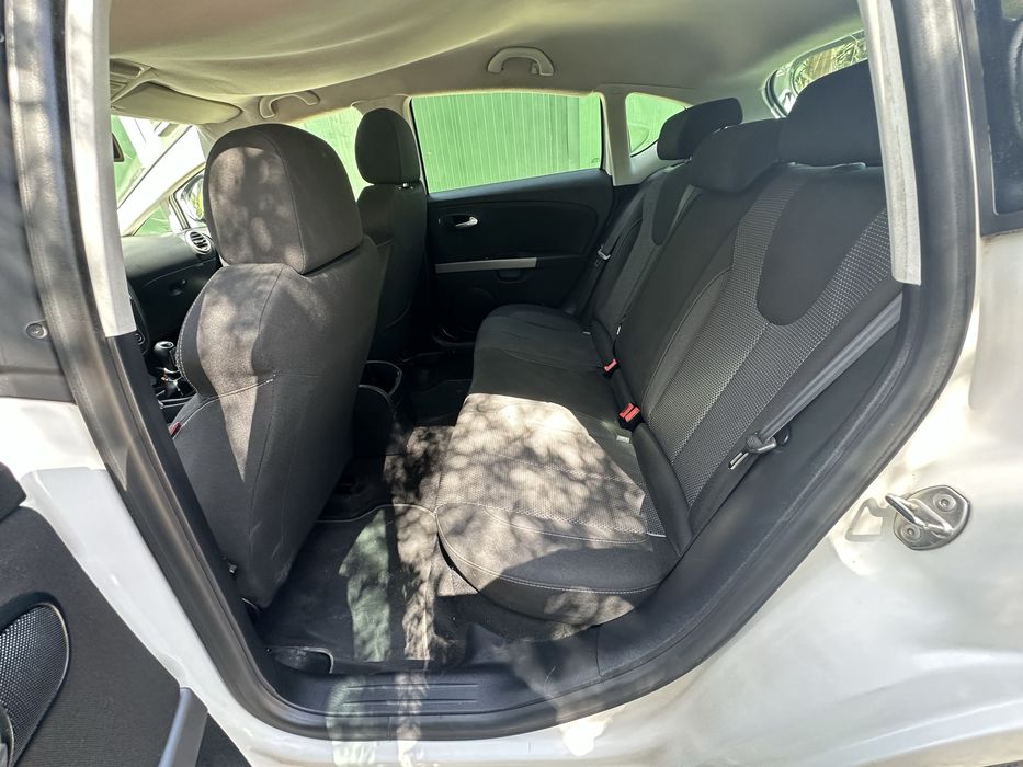 Seat leon 1.6TDI 105cv-2010