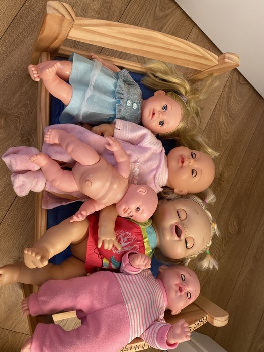 Lalki i łóżeczko dla lalek Ikea