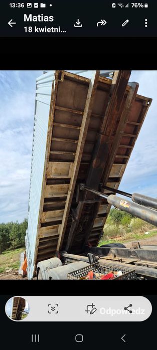 Kontener hakowy kryty