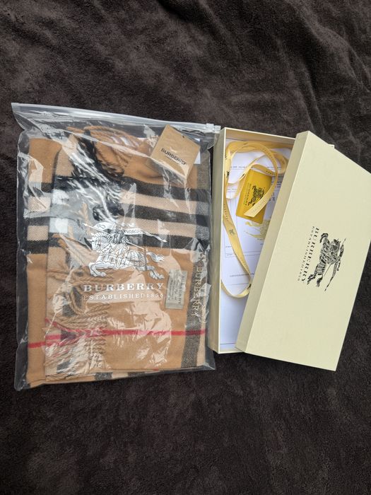 Szalik Nowy Burberry na prezent