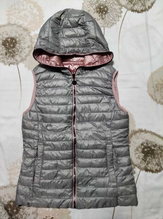 Стильна,демісезонна,двостороння жилетка для дівчинки 12-13 р