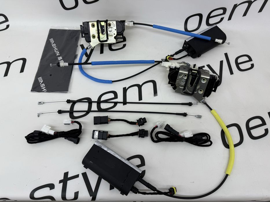 Доводчики замки передних дверей Mercedes W447 V-Class Vito Metris