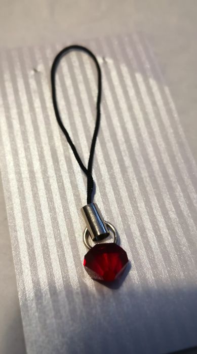 Biżuteria do telefonu zawieszka Swarovski