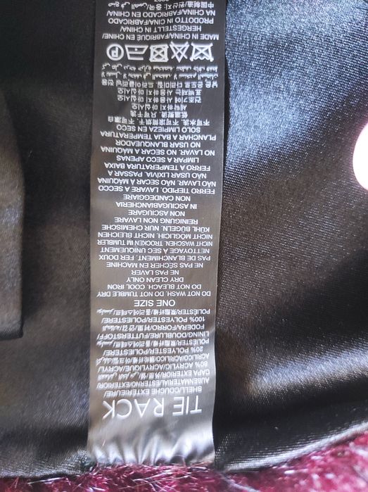 Vendo gola bordeaux Tie Rack NOVA