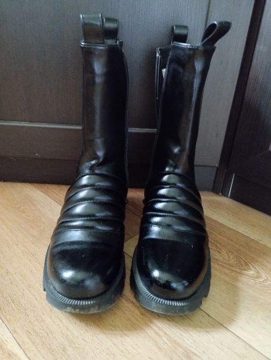 Czarne botki kozaki 39 na jesień guma na zamek