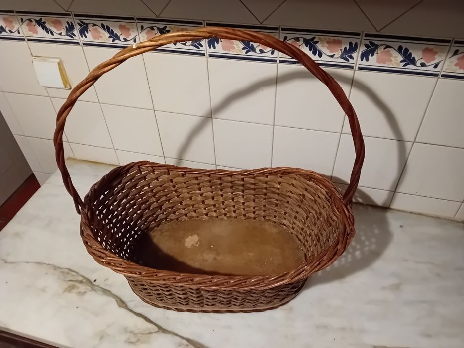 Cestinha Em Verga Antiga Decorativa