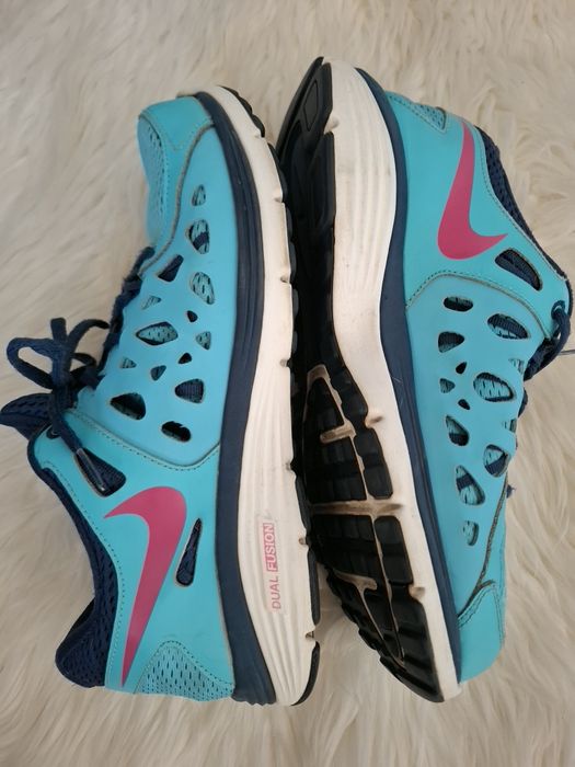 Buty damskie, buty Nike r. 42.5