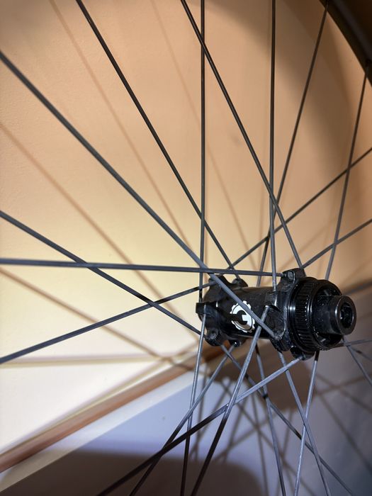 Koło szosowe przód elitewheels