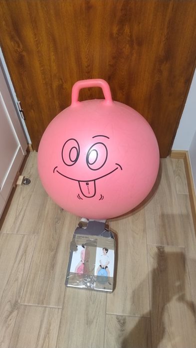 Sprzedam piłkę dmuchaną 60 cm