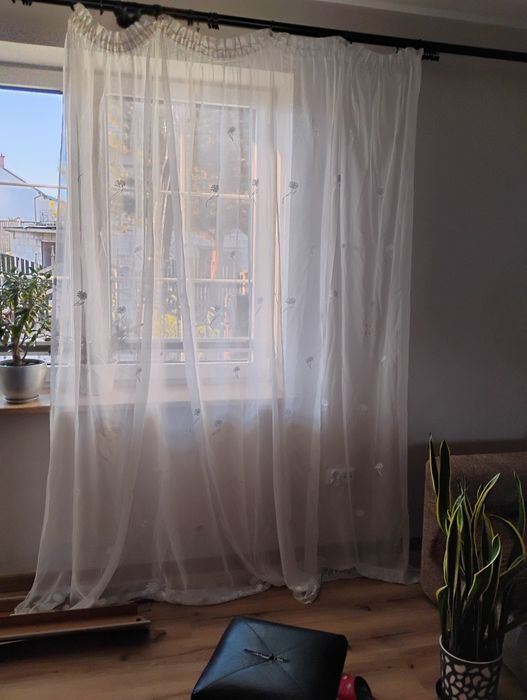 Sprzedam firankę szer.146,dł.247