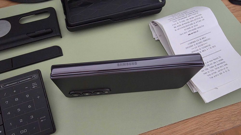 Samsung Galaxy Z Fold 4 512GB Impecável