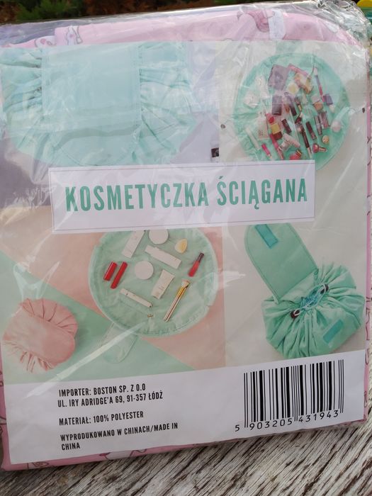 Ściągana kosmetyczka