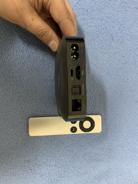 Приставка Apple TV в идеальном состоянии!!!