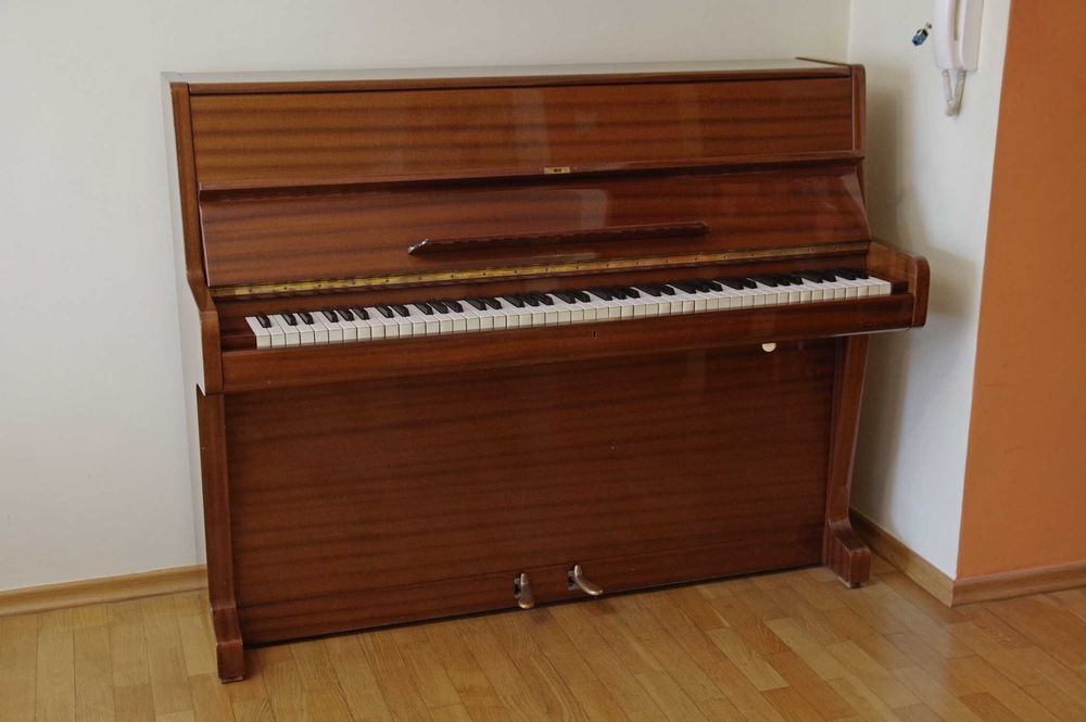 Sprzedam pianino Nordiska Pianofabriken.