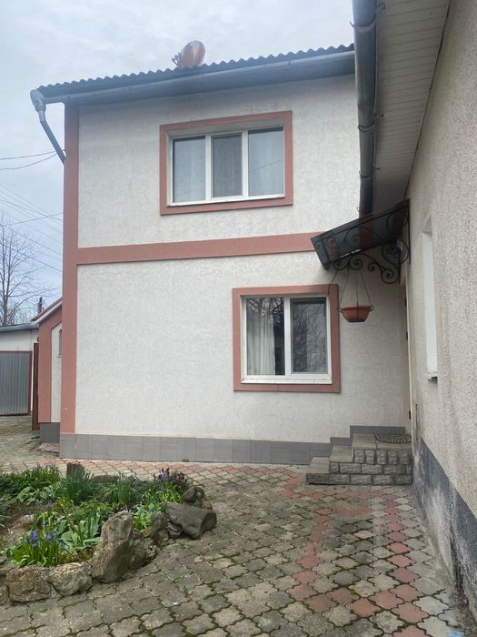 Продається будинок в Карпатах готовий для проживання м.Вижниця