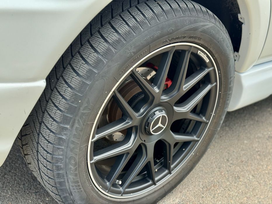 Mercedes ML430 4,3 бензин в отличном состоянии