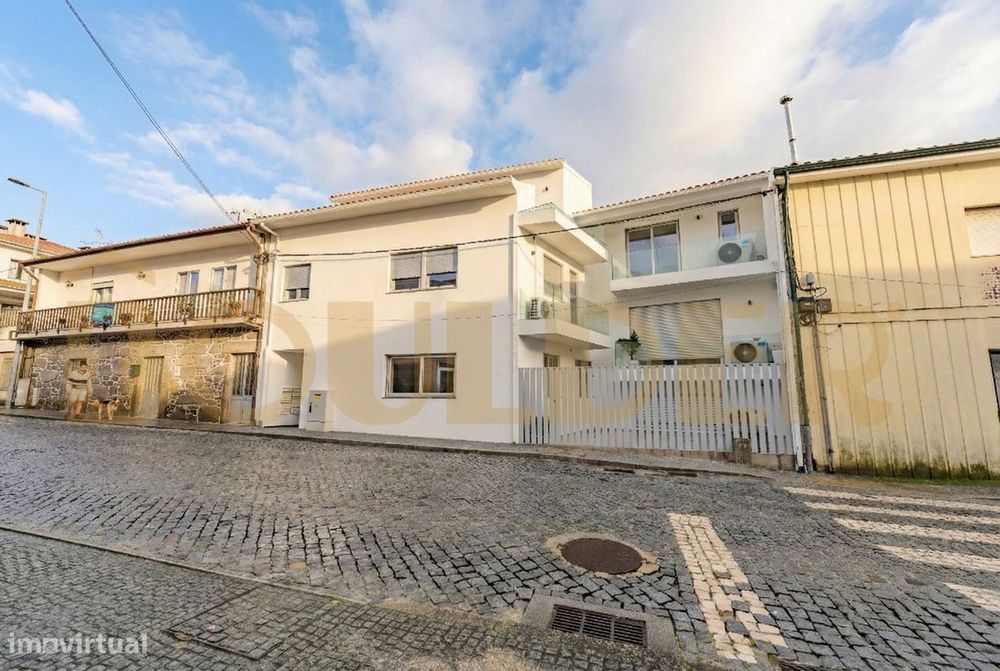 Apartamento T3 com Terraço em Amares