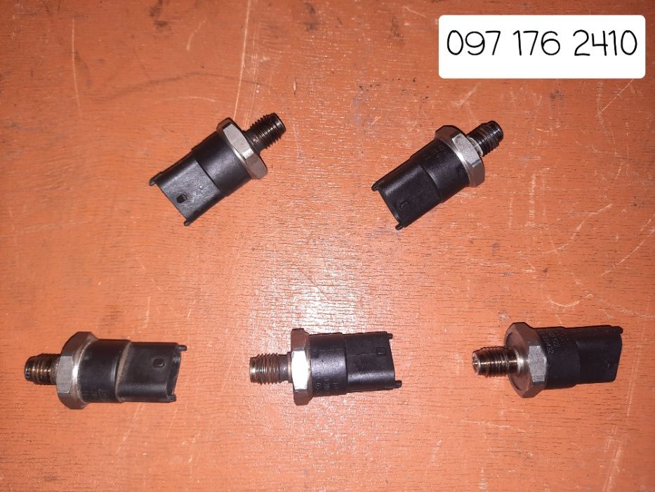 Датчик давления топлива 0281002522 Bosch Renault Master Trafic Vivaro