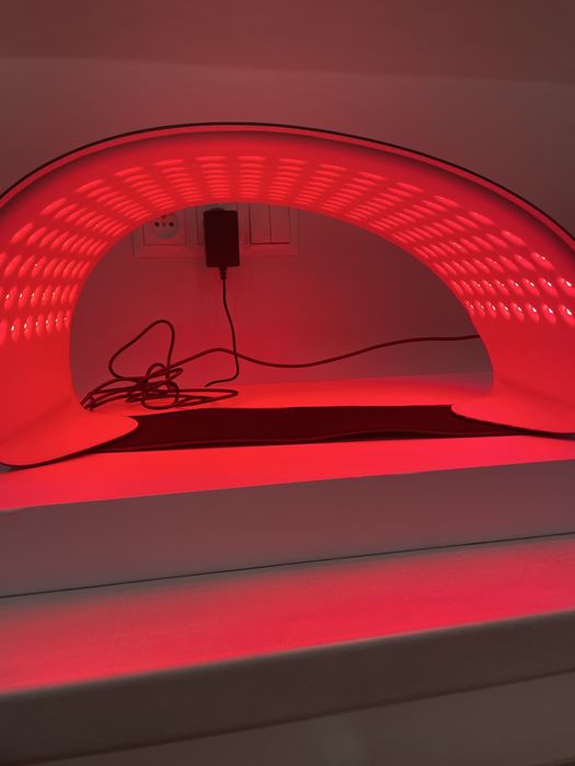 Lampa LED Pdt do twarzy