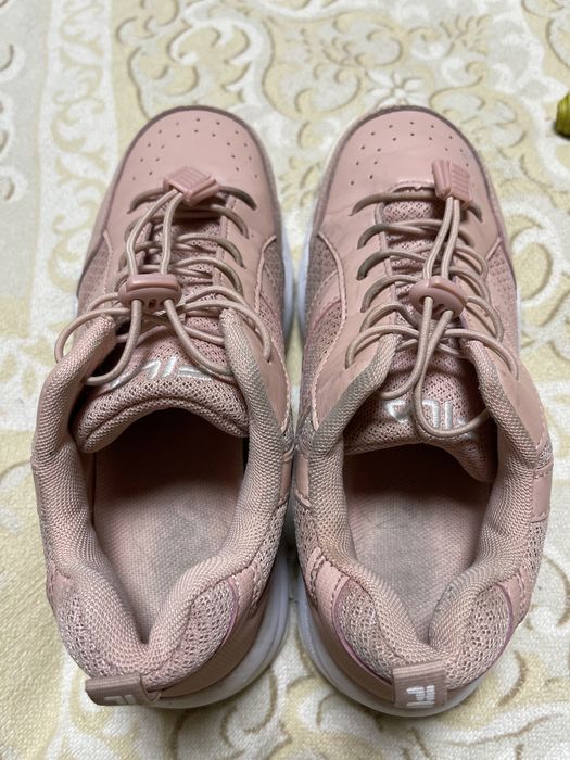 Кроссовки для девочек