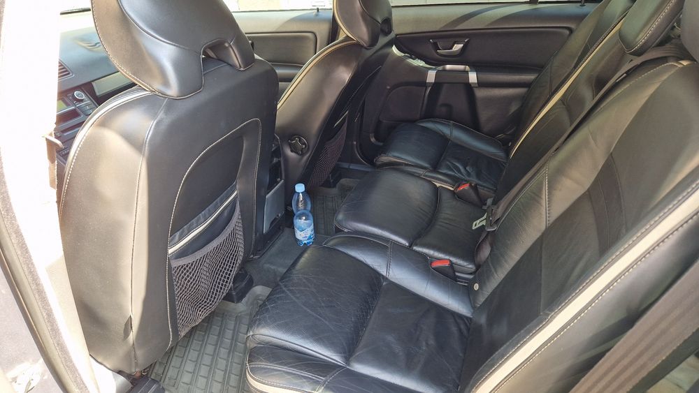 Продаи Volvo XC90