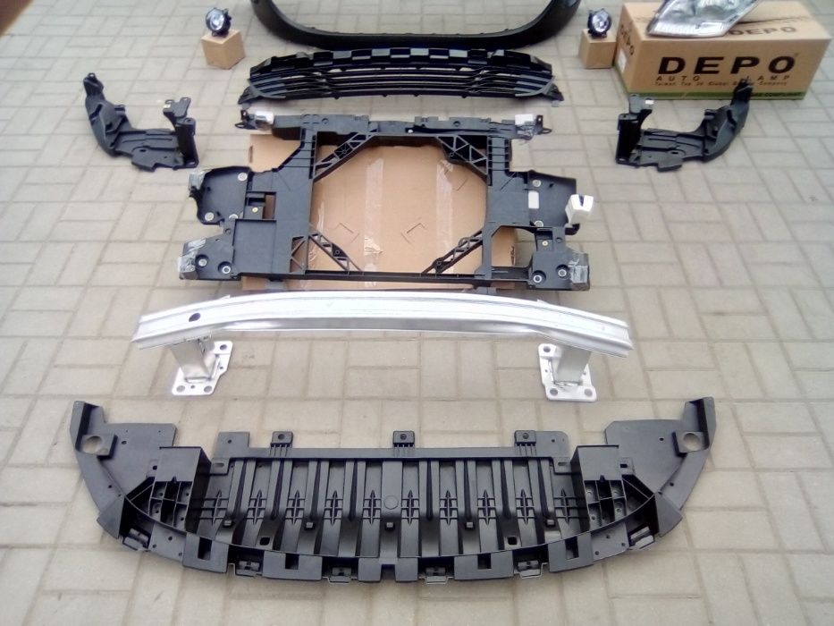 RENAULT MEGANE III pas przedni+ wentylator