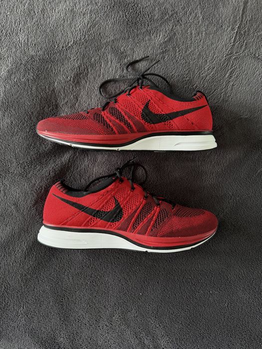 Buty nike flyknit trainer red czerwone 44