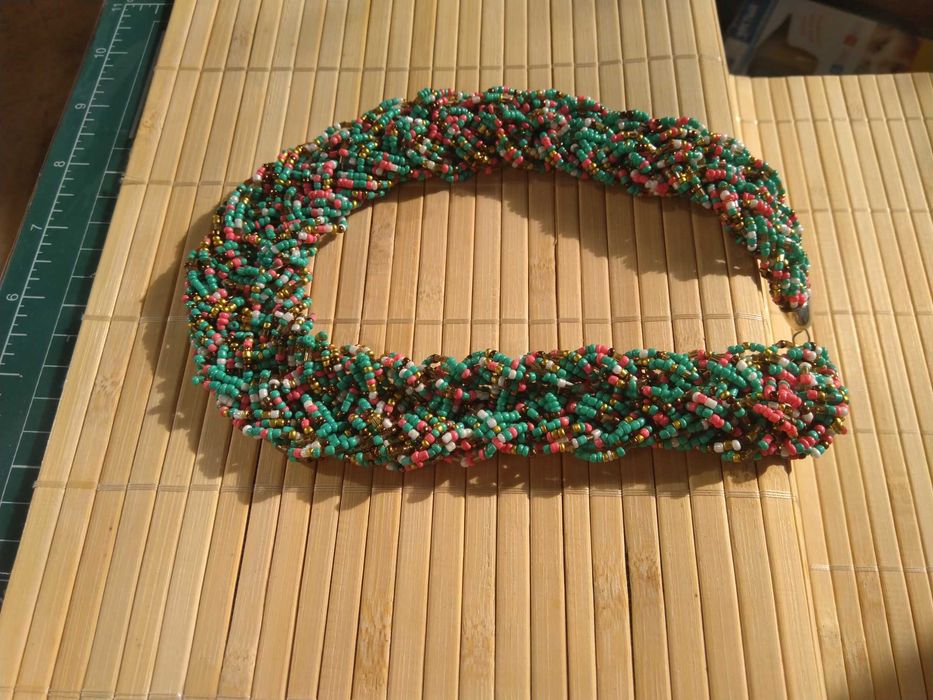 Різнокольорове намисто / Ожерелье из биссера /Нове