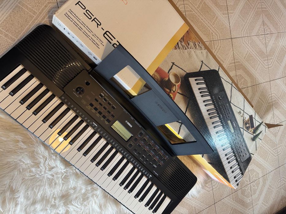Yamaha psr-E274 como novo
