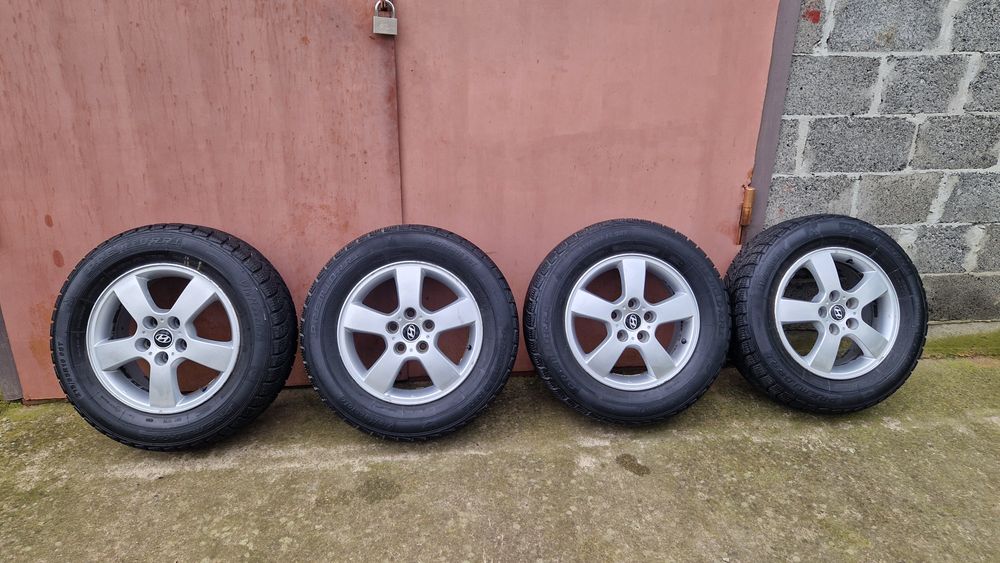 Диски з шинами Хюндай Туксон Hyundai Tucson 5x114.3 r16